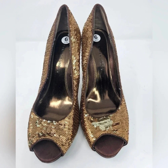 Chinese Laundry Ladybug Sequin Opened Toe Stillettos - Picture 2 of 11